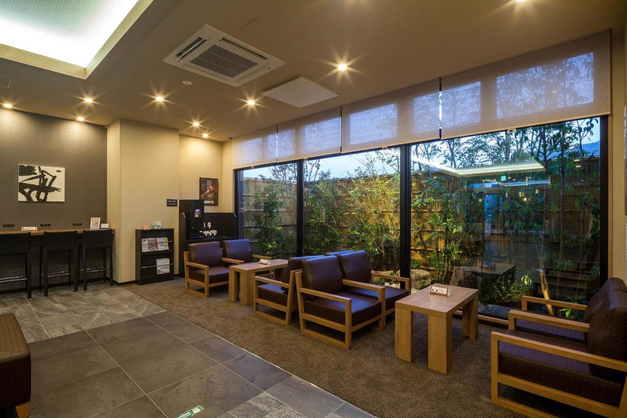 โรงแรมรูท อินน์ สึยามะ เอกิมาเอะ Tsuyama ภายนอก รูปภาพ